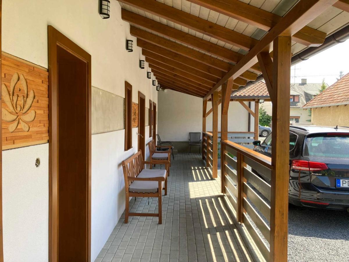 فندق Toronyi Vendeghaz المظهر الخارجي الصورة