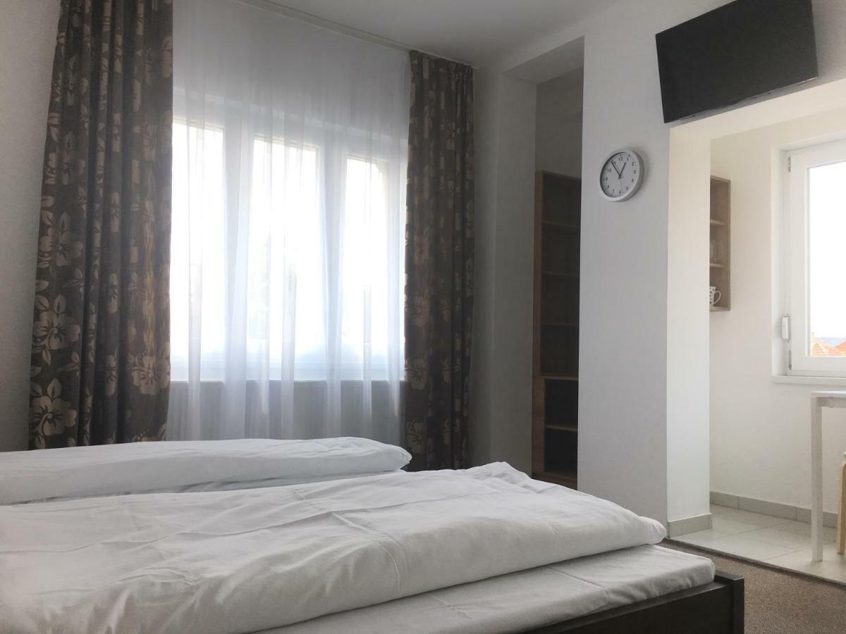 فندق Toronyi Vendeghaz المظهر الخارجي الصورة